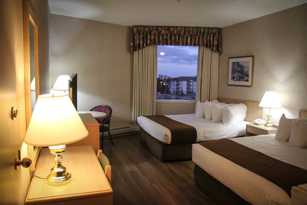 Continental Inn & Suites Edmonton Room photo